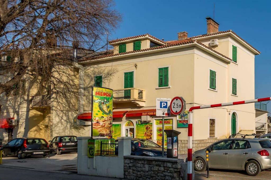Boban Sunny Apartment Σολίν Εξωτερικό φωτογραφία